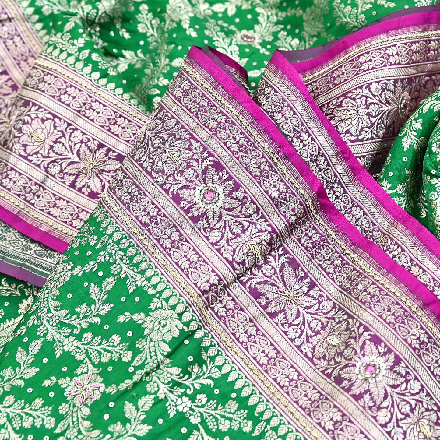 Indian Vintage Heavy Wedding Banarasi Sari 5 Yards Pure Satin Silk Hand-Embroidered Zari, Work Brocade Craft Fabric for Dressmaking