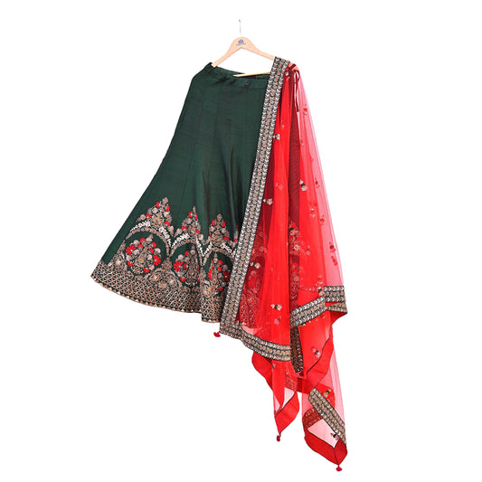 Indian Heavy Red & Bottle Green Raw Silk/Net Hand Embroidered Lehenga 2pcs Set By Designer Sabyasachi Bridal Wear
