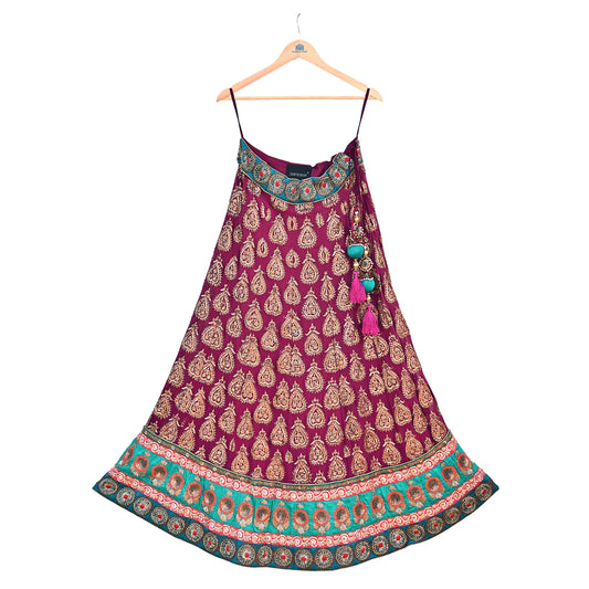 Indian Vintage Heavy Purple Pure georgette Silk Hand Embroidered Lehenga/Skirt By Designer Sabyasachi Bridal Wear Dabka/ Zardozi