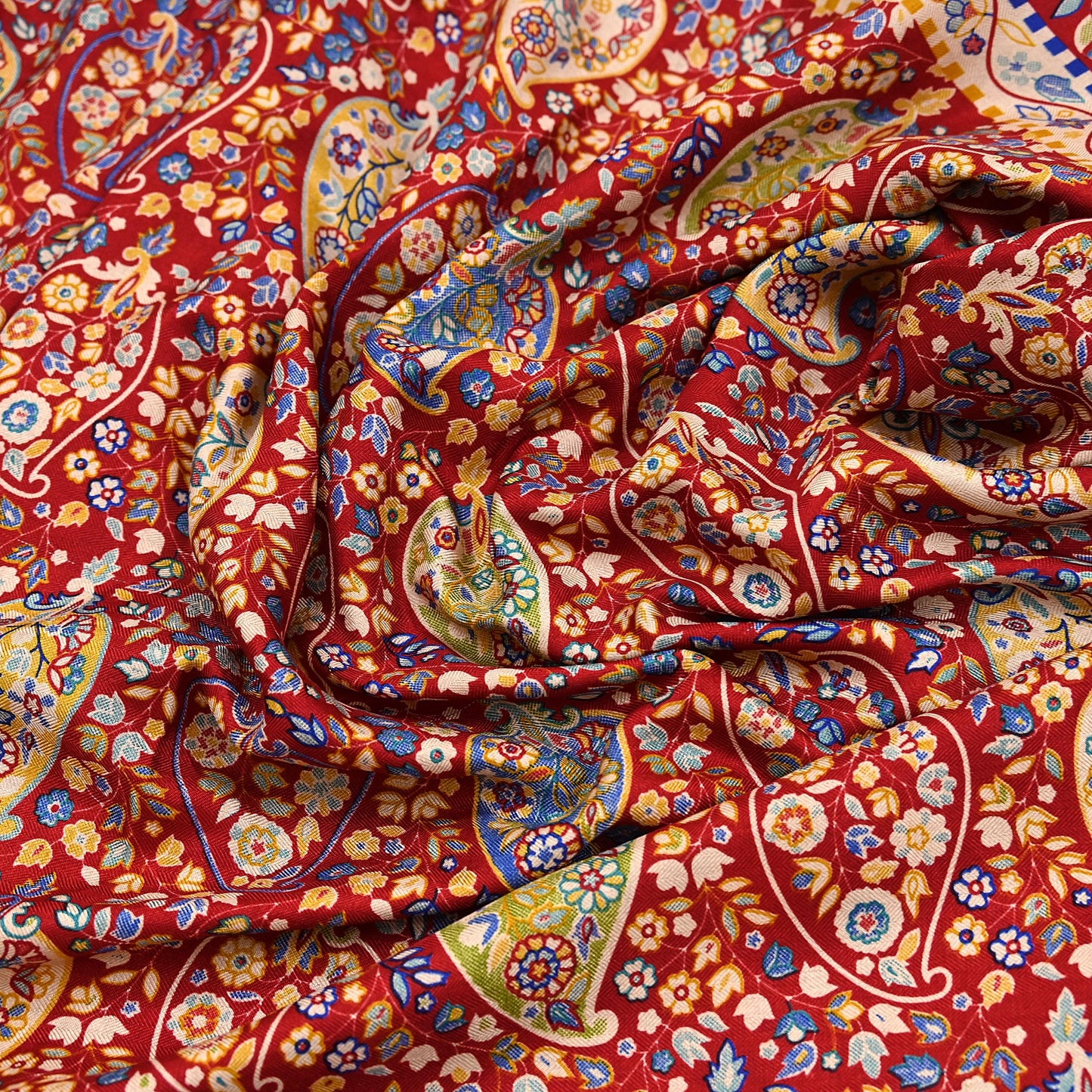Vintage Red Saree Indian Woolen Woven Floral Fabric 6 Yard Soft Warm Craft Material for Winter Sewing & Dressmaking