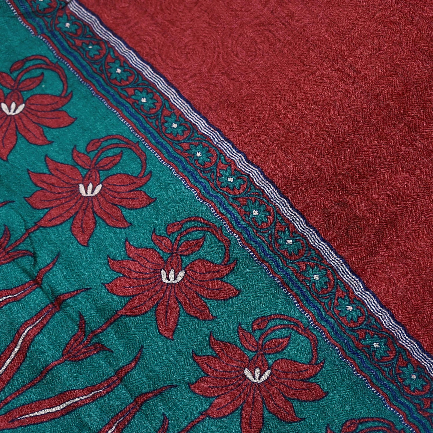 Indian Vintage Red & Green Long Stole Pure Woolen Scarf Printed Dupatta Infinity Scarves Sarong Wrap Veil Woman Hijab Shawl Craft Fabric