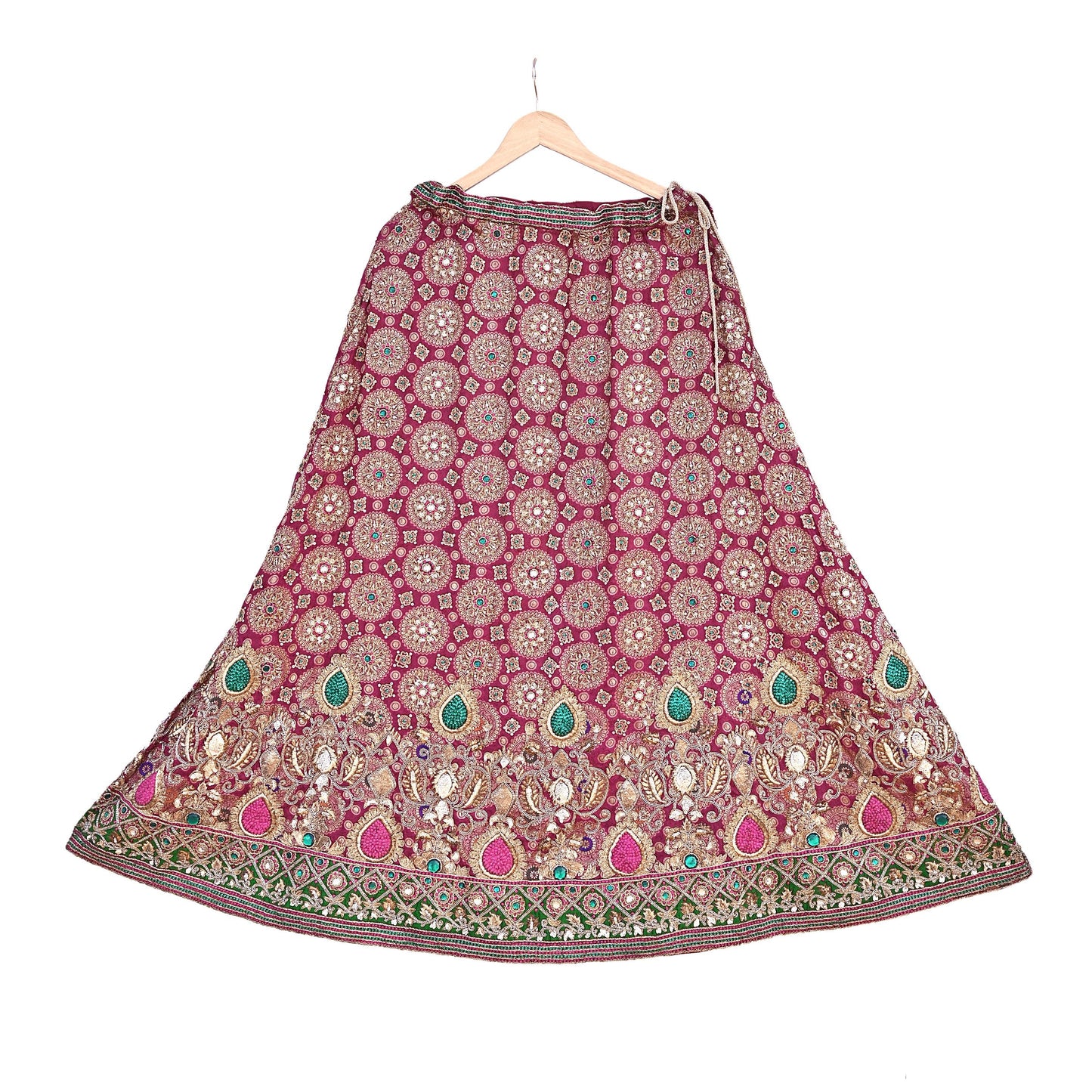 Indian Pre-Owned Heavy Wedding pink Pure Satin Silk Hand Embroidered banarasi Lehenga/Skirt Designer By Manish Malhotra Bridal Wear Zardozi