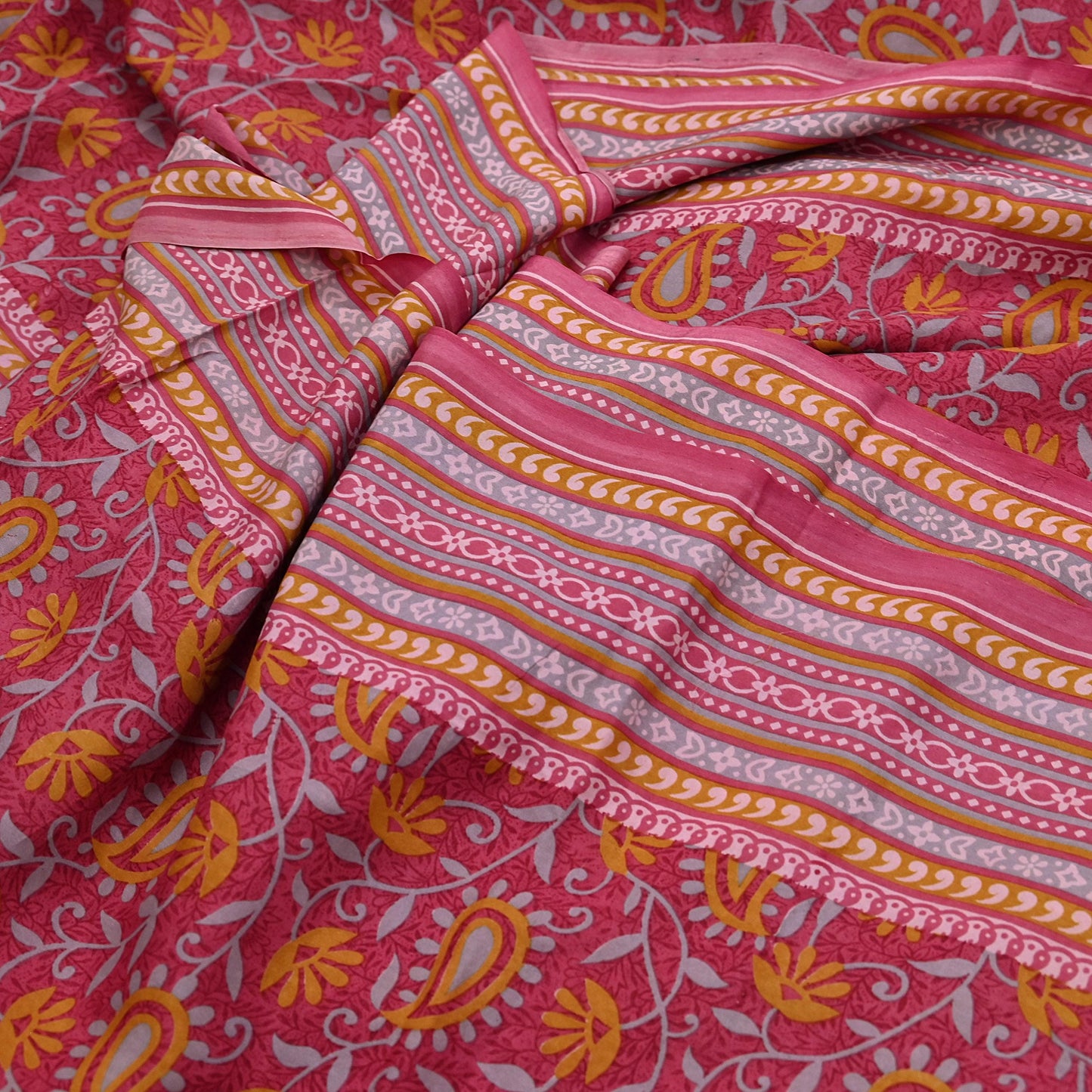 Indian Vintage Pink Pure Silk Printed Saree 5 Yards Soft Floral Fabric for Dressmaking, Quilting, Crafting, Sewing & Upcycling