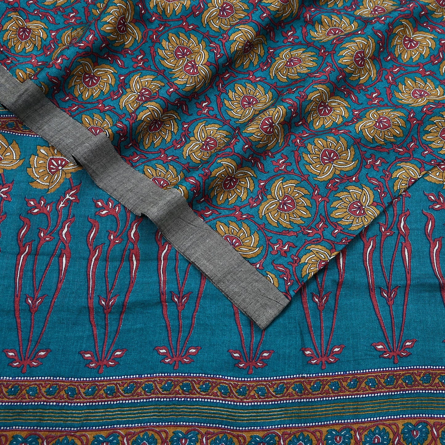 Vintage Green Wool Saree Indian Pure Wool Floral Woven Fabric 5 Yard Soft Warm Winter Textile for Dressmaking & Sewing Crafts