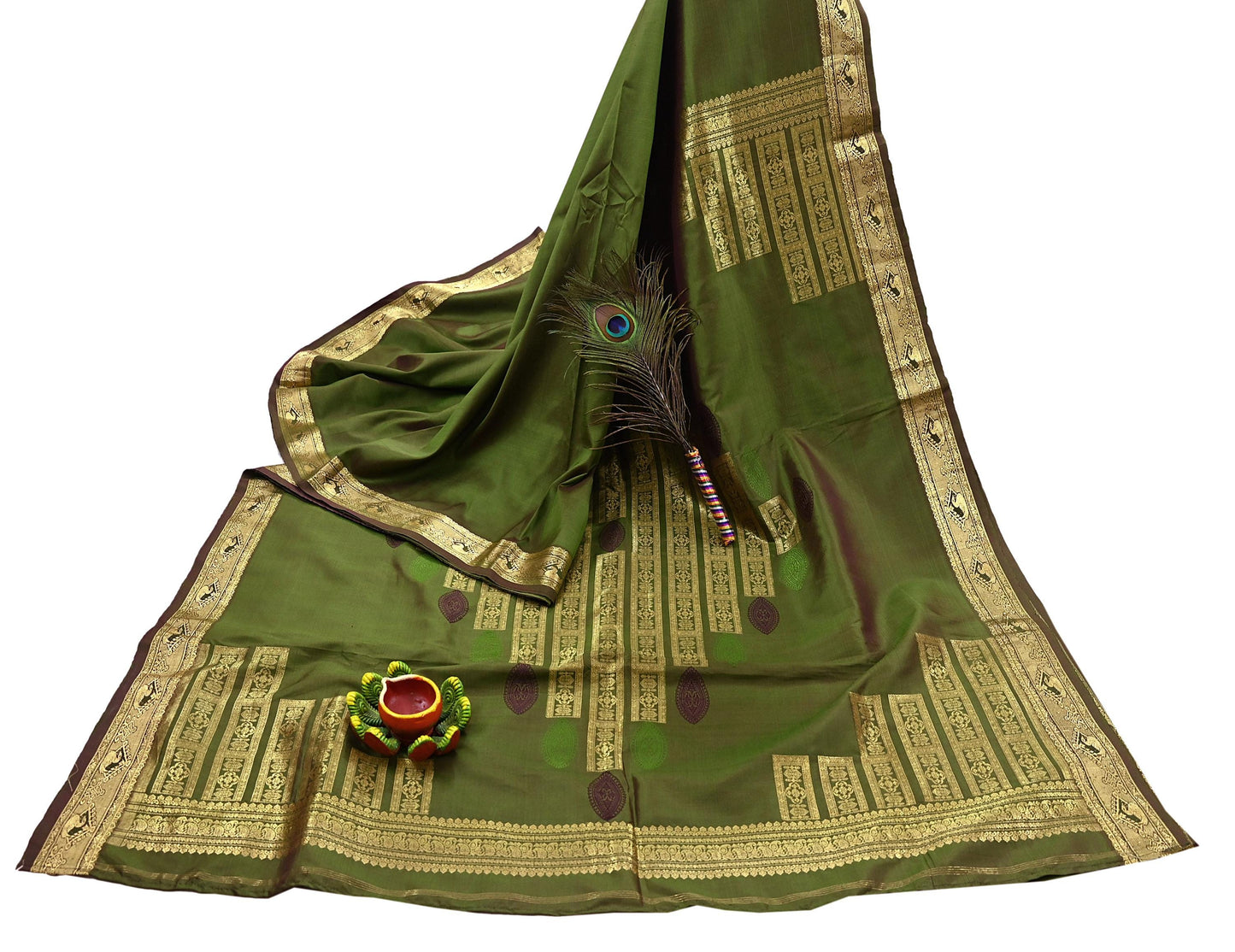Indian Vintage Heavy Green Kanjivaram Saree 100% Pure Silk Zari 5Yd Floral Crafting Dress making Crafting Quilting Bollywood Saree