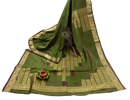 Indian Vintage Heavy Green Kanjivaram Saree 100% Pure Silk Zari 5Yd Floral Crafting Dress making Crafting Quilting Bollywood Saree