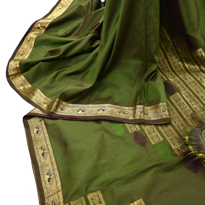 Indian Vintage Heavy Green Kanjivaram Saree 100% Pure Silk Zari 5Yd Floral Crafting Dress making Crafting Quilting Bollywood Saree