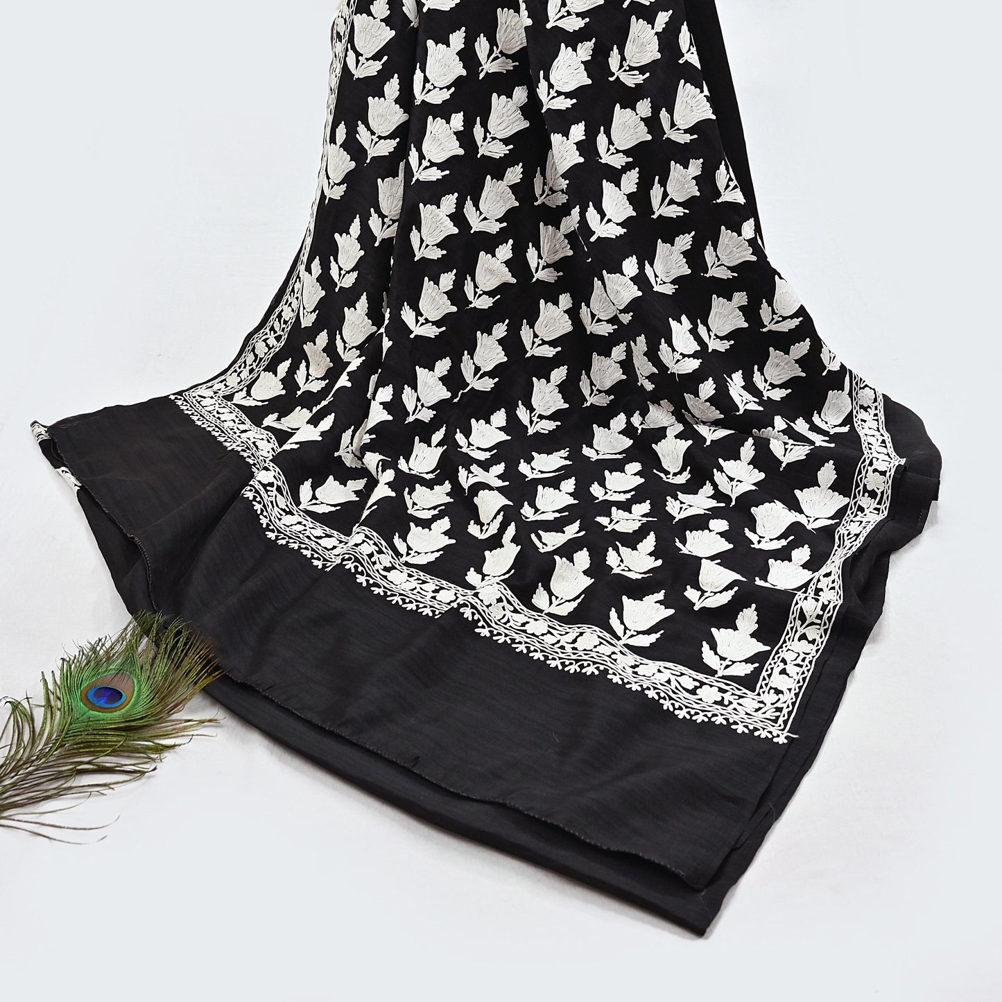 Indian Vintage Sari Black Chanderi Hand Embroidered Ari Work Sarees Fabric 6Yd Sewing Soft Dress making For Crafting Bollywood Saree