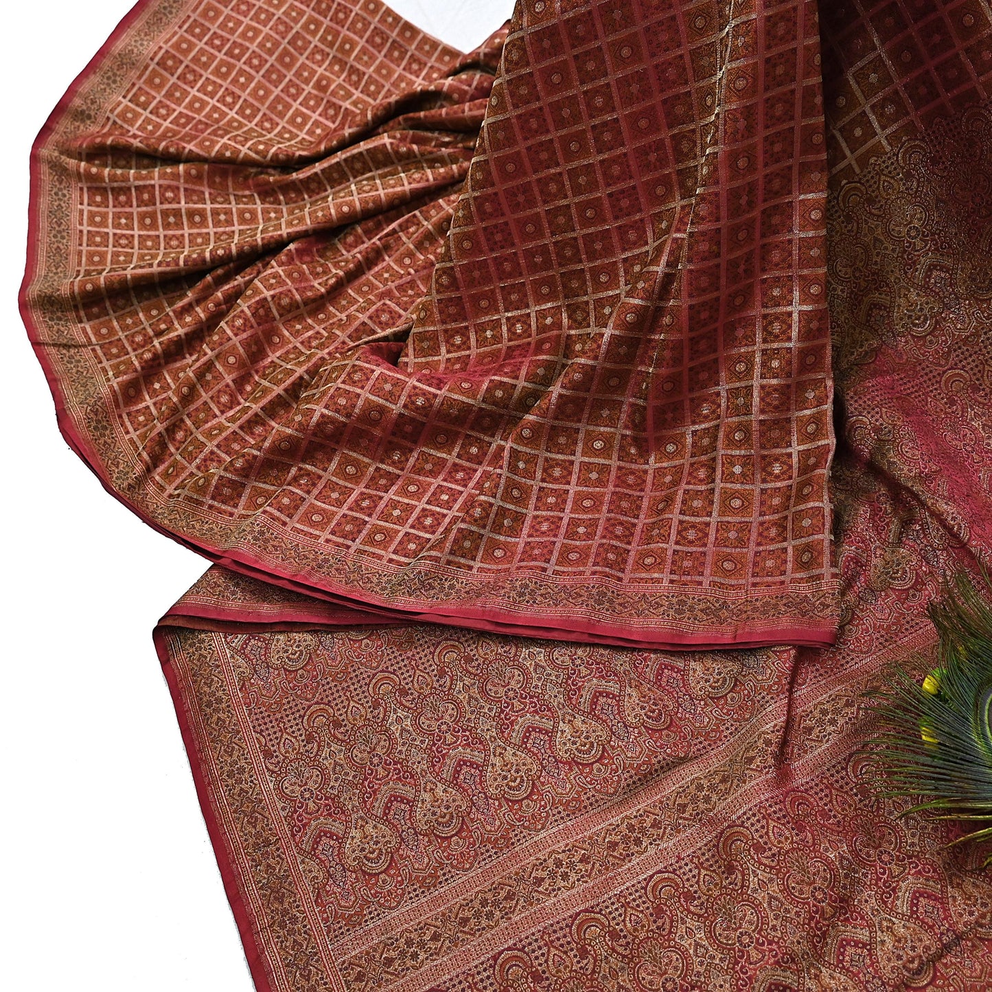 Indian Vintage Sari Maroon Heavy Wedding Pure Satin Silk Woven Banarasi Tanchoi Saree 5Yd Ethnic Craft Fabric Upcycle Bridal Heavy Sarees