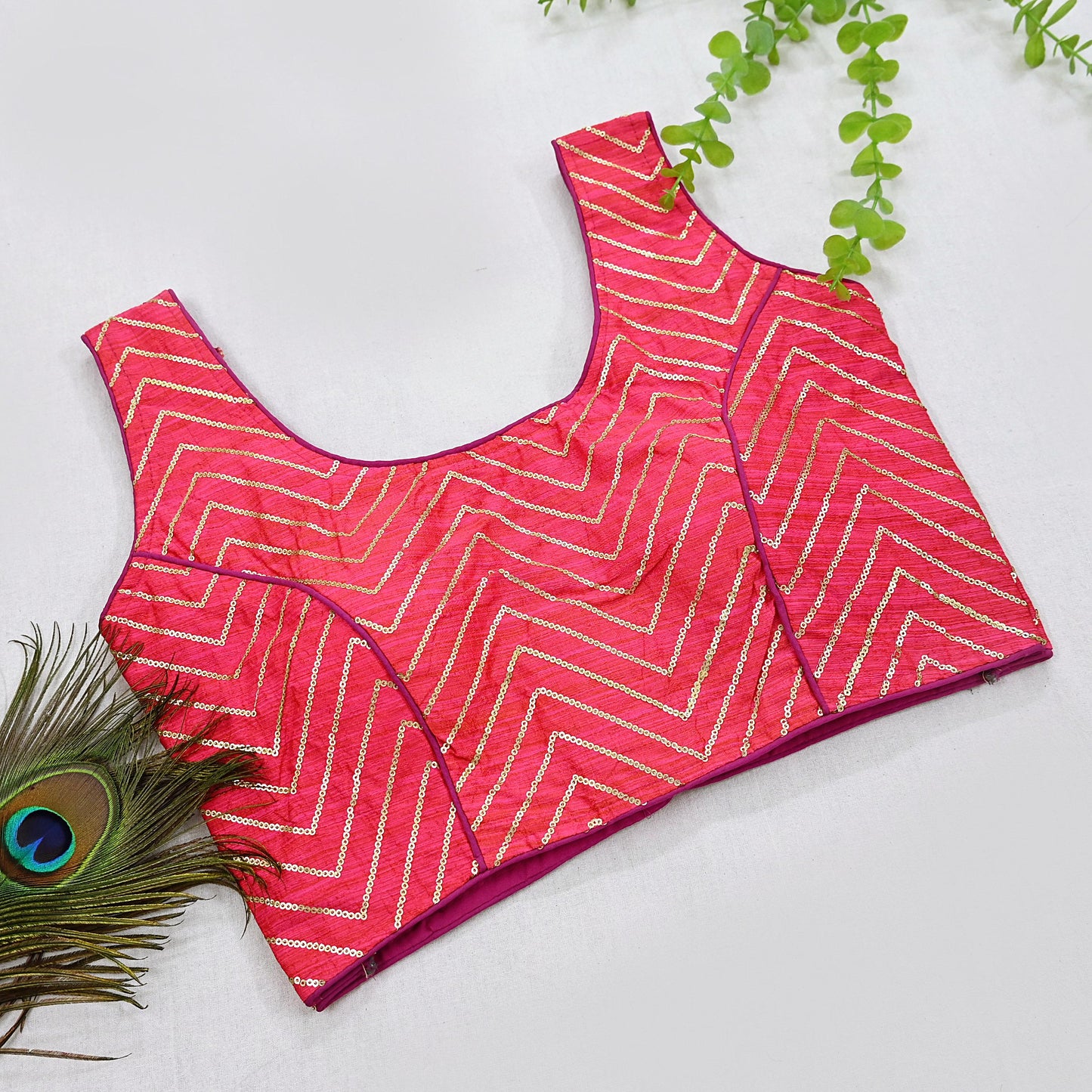 Indian New Pink Chanderi Embroidered sleeveless Padded Blouse/Top/Crop Party wear Bollywood Blouse