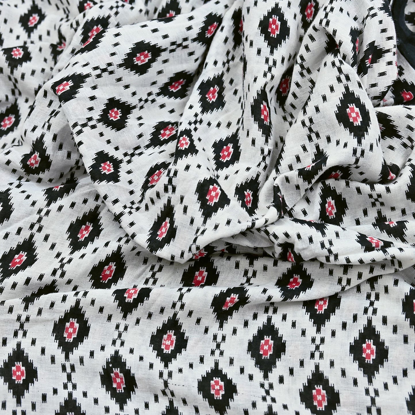 Indian Vintage White & Black Printed Pure Cotton Saree | 5 Yards | Soft Fabric for Sewing, Crafting, Quilting, Upcycling, Dressmaking, Boho