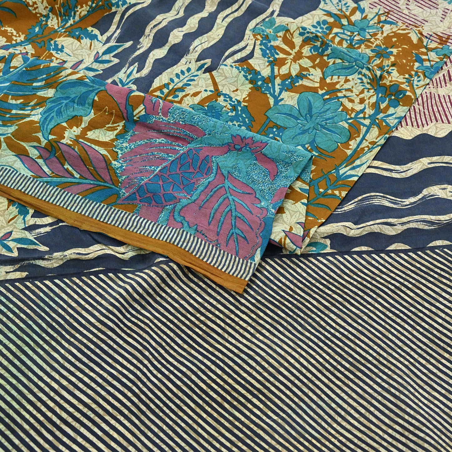 Indian Vintage Sari Ivory & Gray Pure Crepe Silk Printed Saree 5yard Sewing Quilting Floral Soft Craft Fabric Wrap