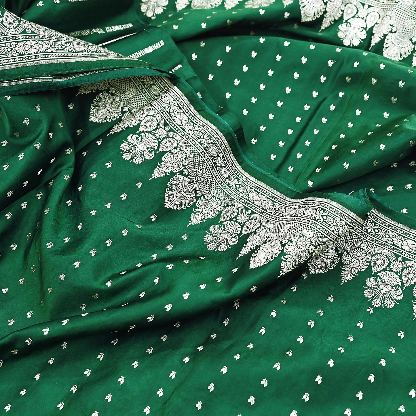 Indian Vintage Sari Bottle Green Heavy Wedding Pure Satin Silk Woven Banarasi Brocade Saree Zari 5Yd Craft Fabric Ethnic Dress making