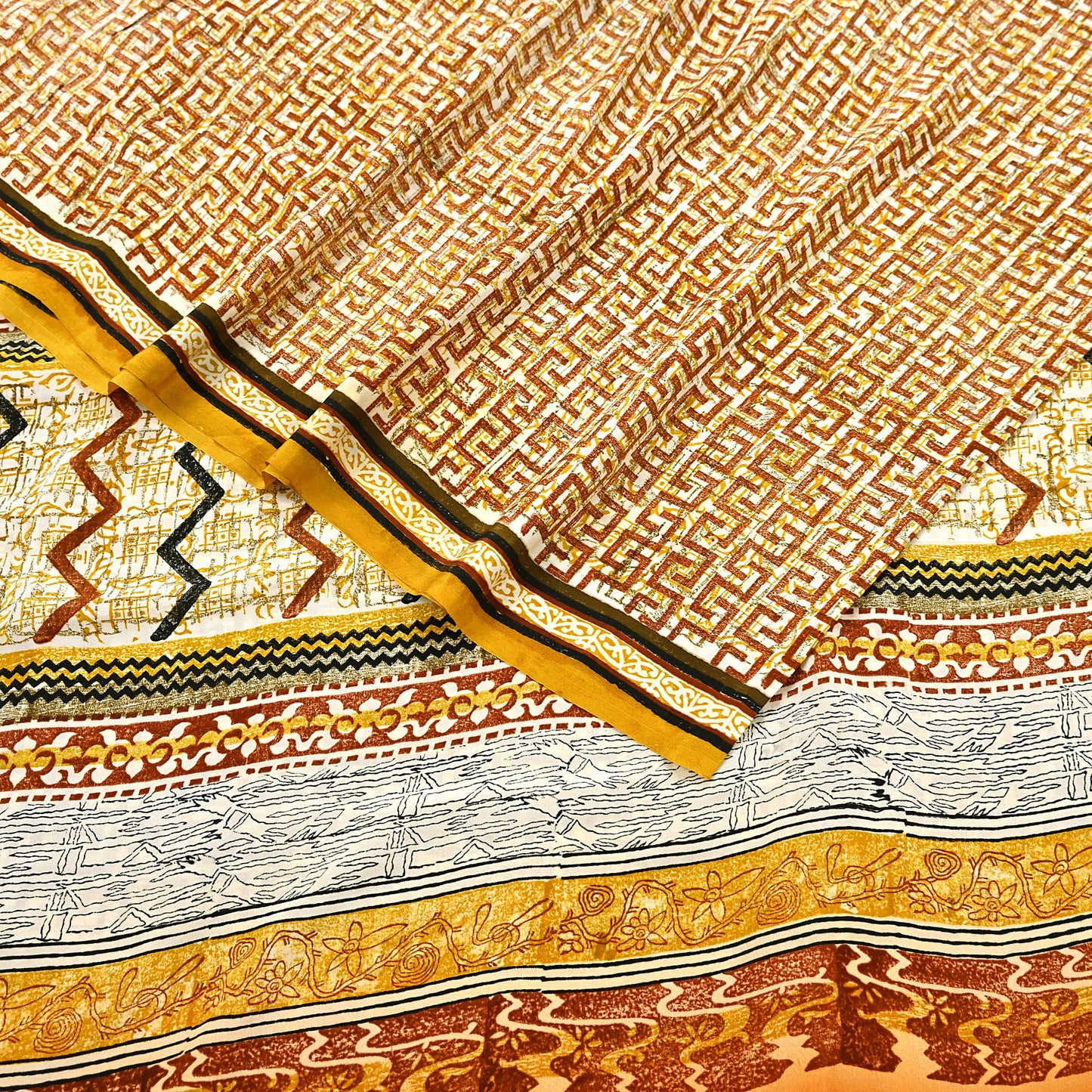 Indian Vintage Ivory Pure Crepe Silk Saree Geometric Print 5 Yards Soft Sewing Fabric for Dressmaking, Quilting, Crafting Upcycling