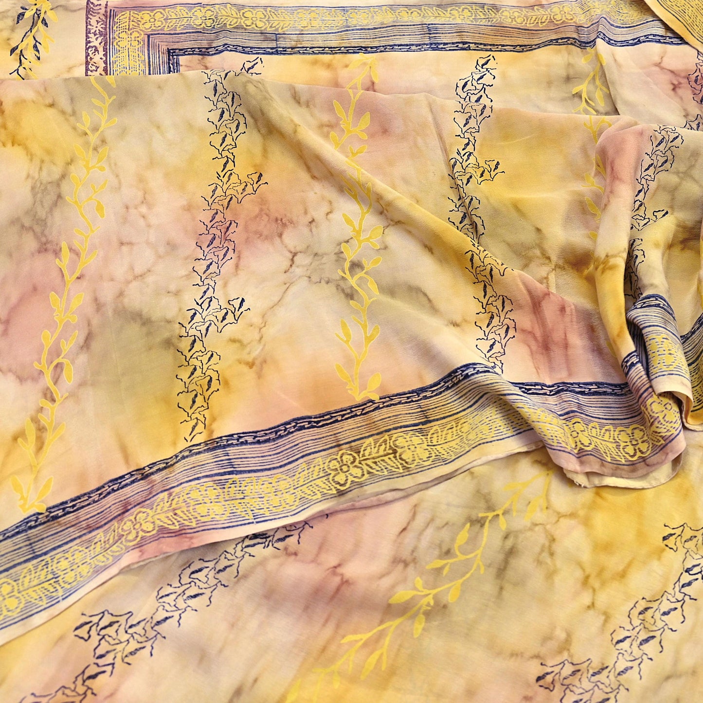 Indian Vintage Sari Ivory & Yellow Pure Crepe Silk Printed Saree 5yard Sewing Quilting Floral Soft Craft Fabric Wrap