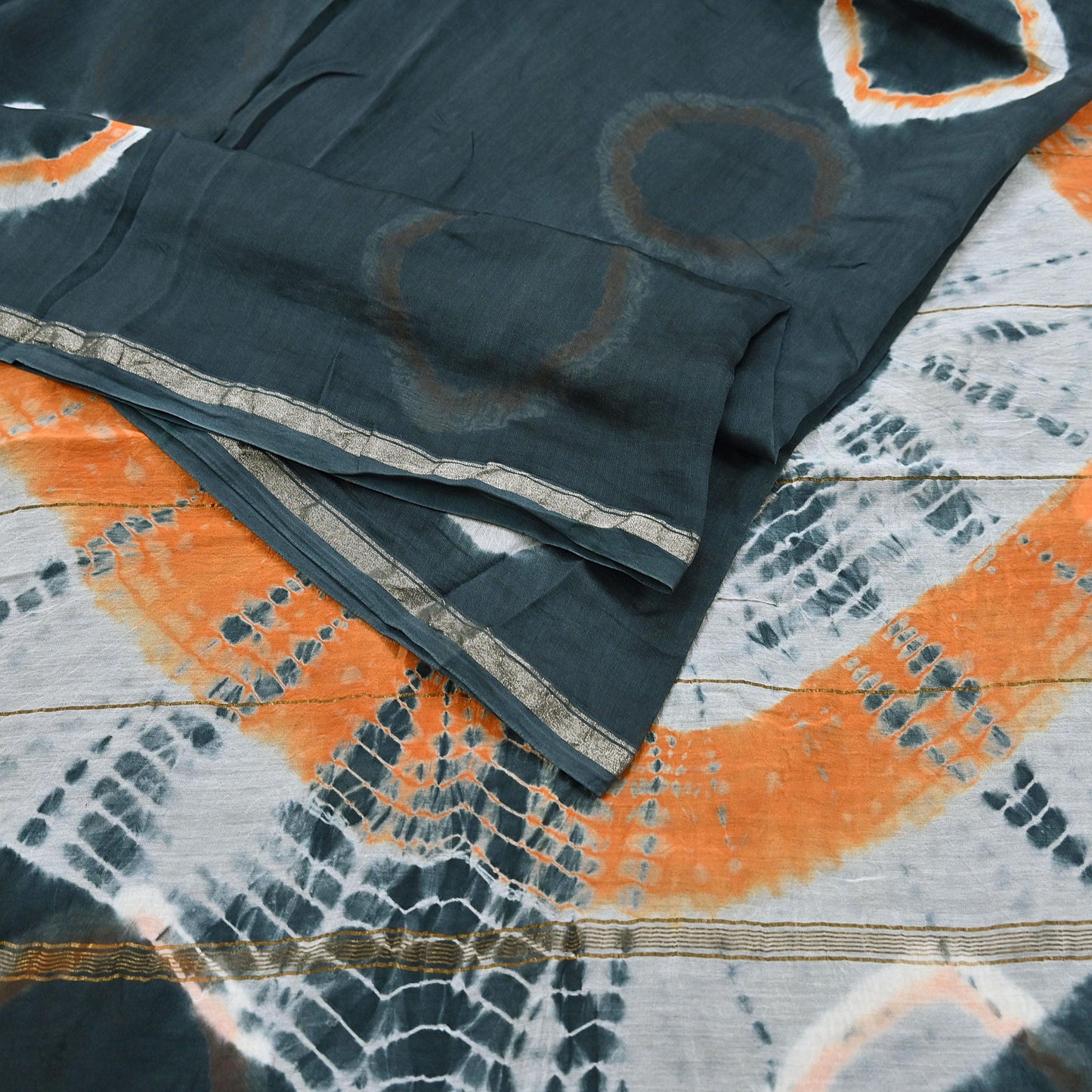 Indian Vintage Sari Orange & Black chanderi Silk tie-dye Printed Saree 5Yd Fabric Soft Zari Border Ethnic Upcycle Crafting Dress making