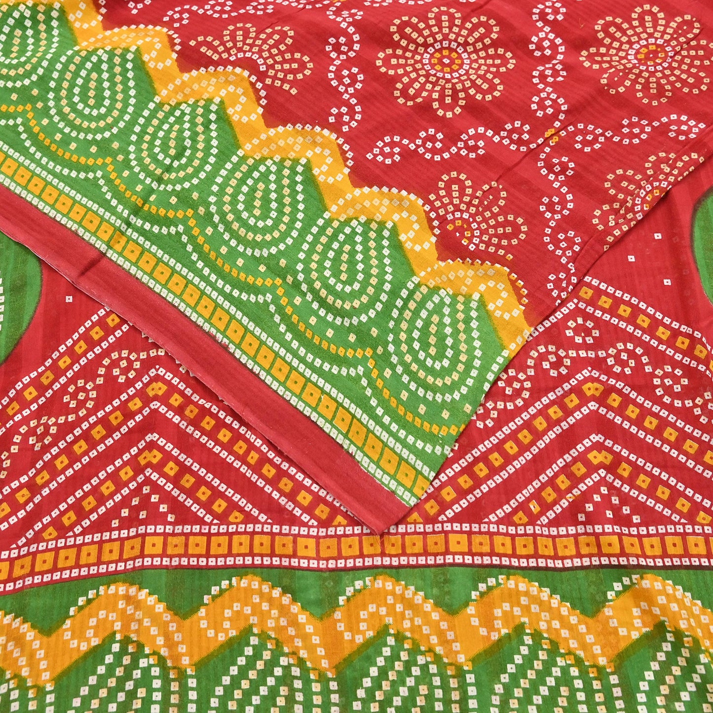Indian Vintage Sari Red & Green Pure Cotton Bandhani Printed Sarees Fabric 5yd Sewing Craft Fabric DressMaking Soft Crafting Quilting