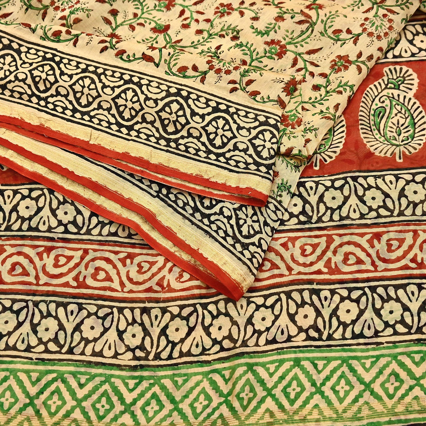 Indian Vintage Sari Beige & Black chanderi Silk Bagru Printed Saree 5Yd Fabric Floral Soft Zari Border Ethnic Upcycle Crafting Dress making