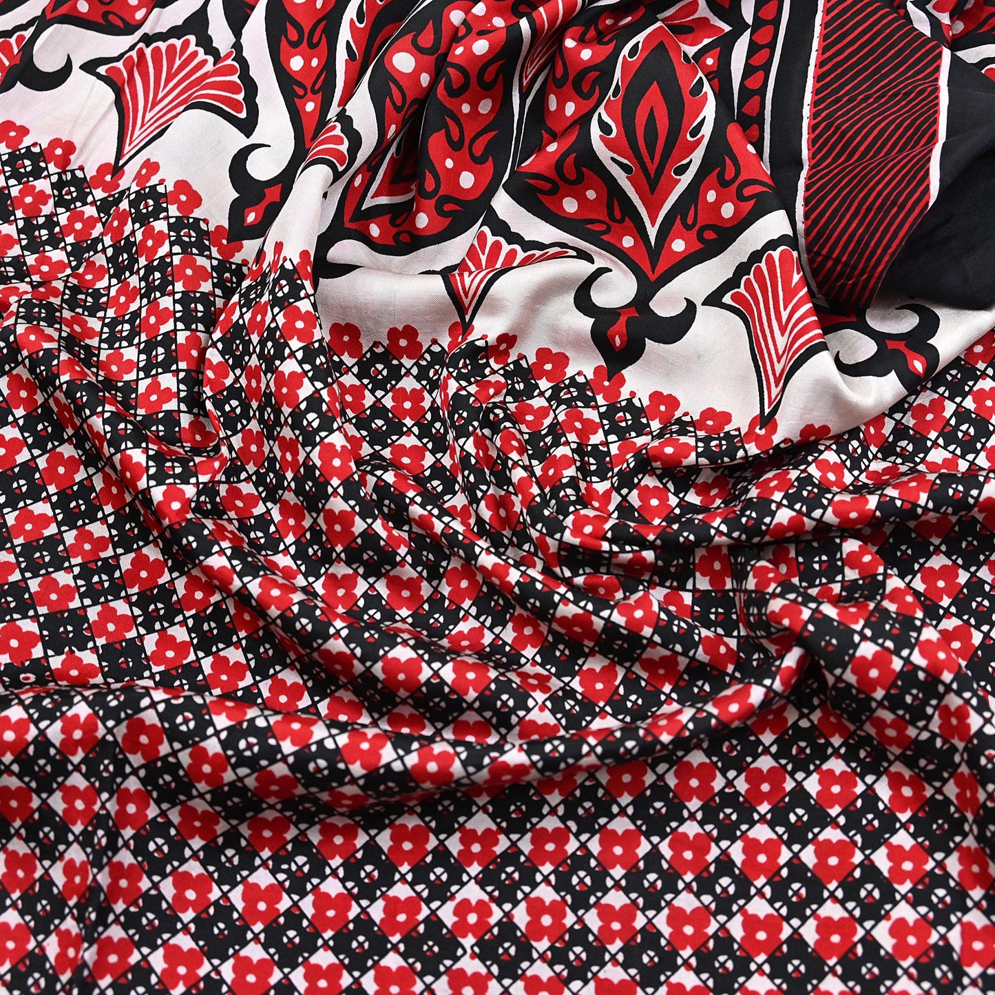 Indian Vintage Sari Black & red 100% Pure Silk Printed Sarees 5yd Craft Fabric Sewing Soft Dress Making Floral Quilting Crafting Upcycle