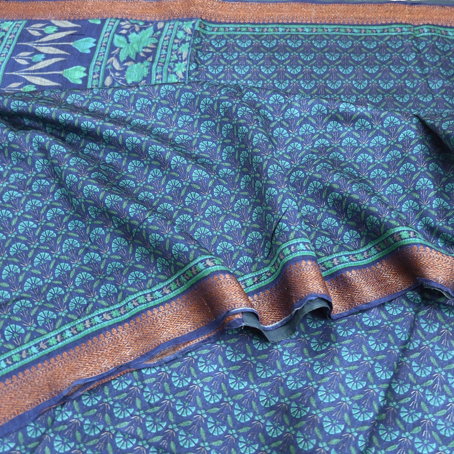 Vintage blue green Wool Saree Indian Pure Woolen Floral Woven Fabric 5 Yard Soft Warm Craft Material for Winter Dressmaking & Sewing