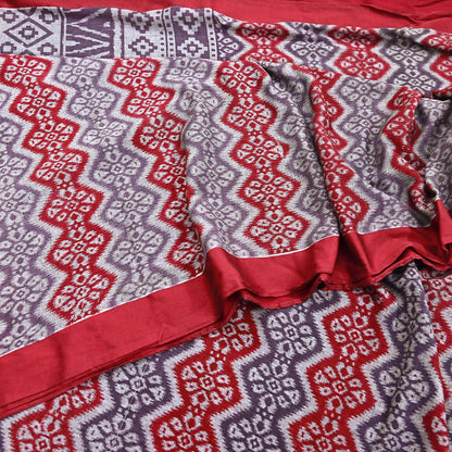 Indian Vintage Red, gray & purple Printed Pure Cotton Saree 5 Yards Soft Fabric for Sewing, Crafting, Quilting, Upcycling, Dressmaking, Boho