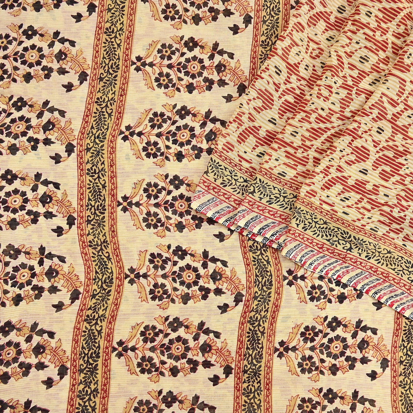 Indian Vintage Sari Red & Beige Printed 100% Pure Cotton Sarees Craft Fabric 5Yard Sewing Sarong Wrap Boho Floral Dress making Quilting Soft