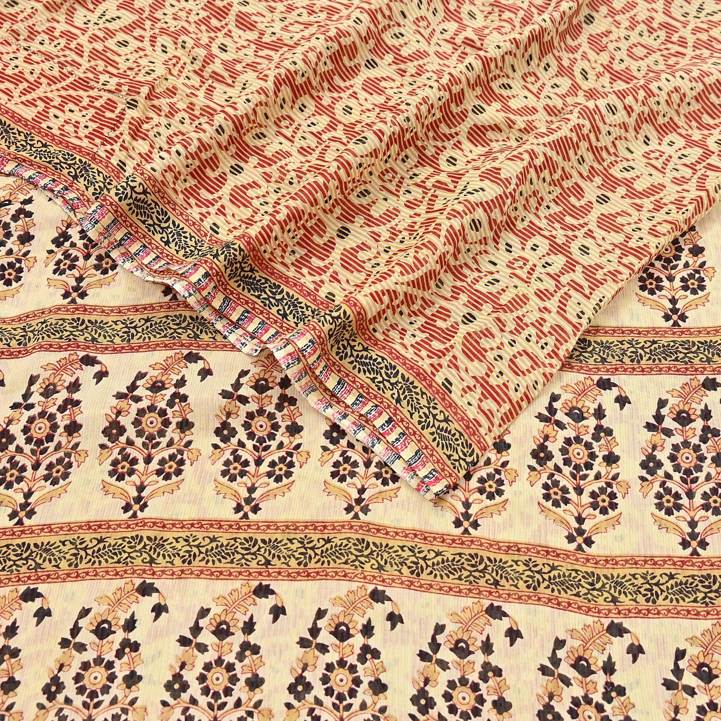 Indian Vintage Sari Red & Beige Printed 100% Pure Cotton Sarees Craft Fabric 5Yard Sewing Sarong Wrap Boho Floral Dress making Quilting Soft