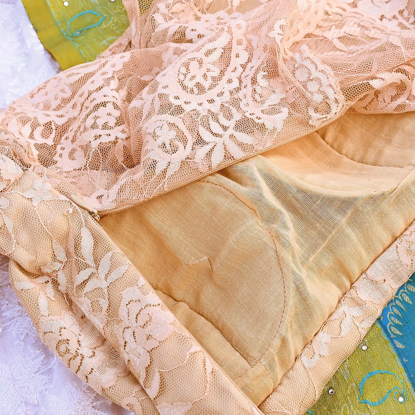 Indian Pre-owned Beige Net woven Blouse/Top/Crop Party wear Bollywood
