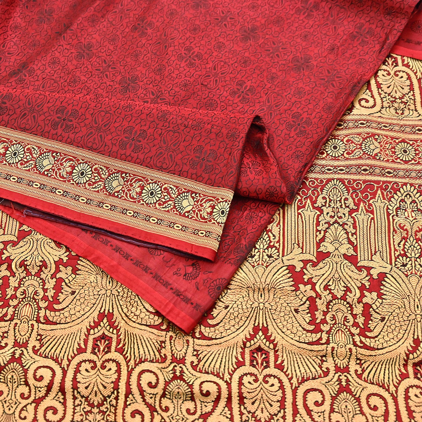 Vintage Maroon Banarasi Silk Saree Pure Satin Silk Handwoven Tanchoi Fabric with Floral Weave 5 Yard Dressmaking Craft Material