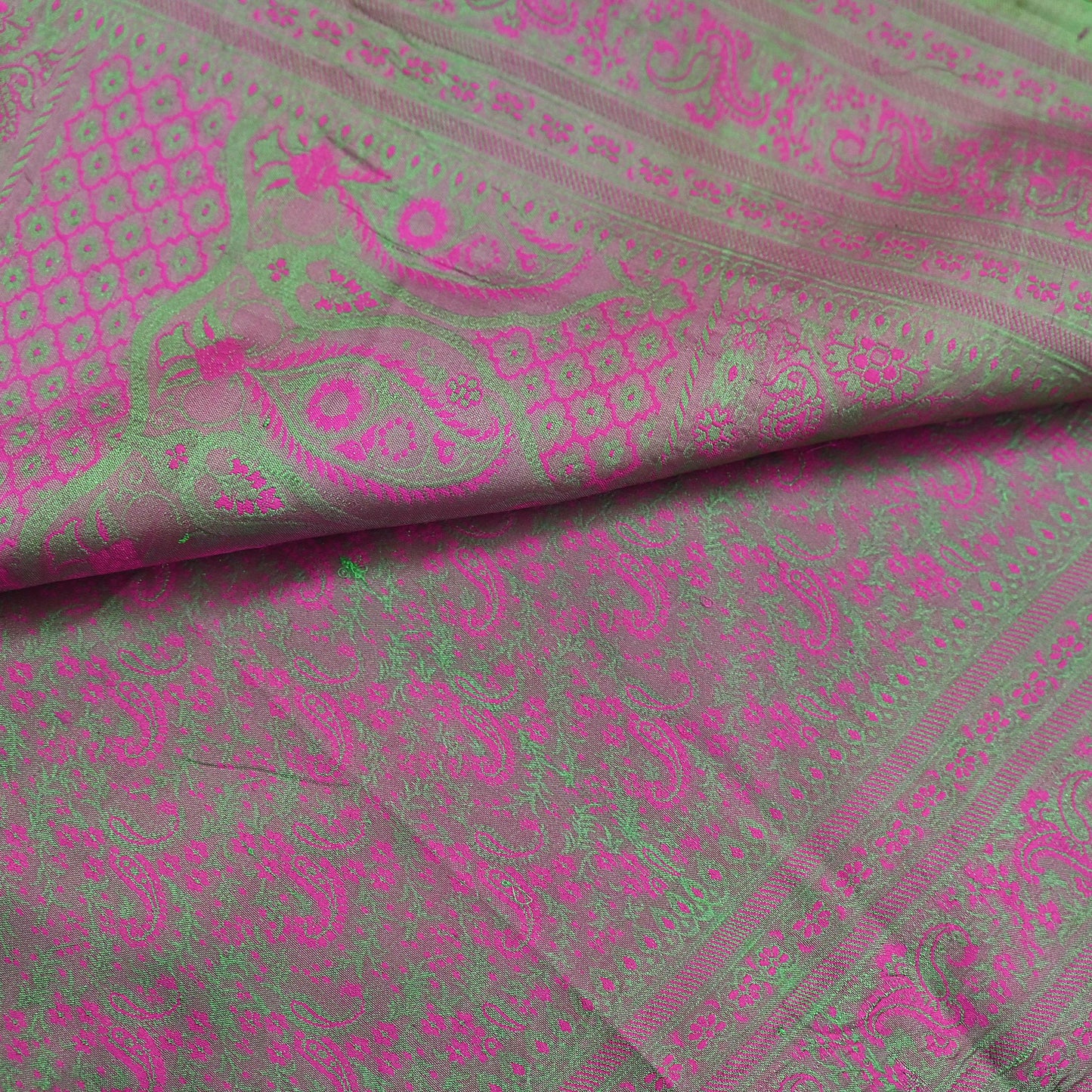 Vintage Purple & Green Banarasi Silk Saree Pure Satin Silk Handwoven Tanchoi Fabric with Floral Weave 5 Yard Dressmaking Craft Material