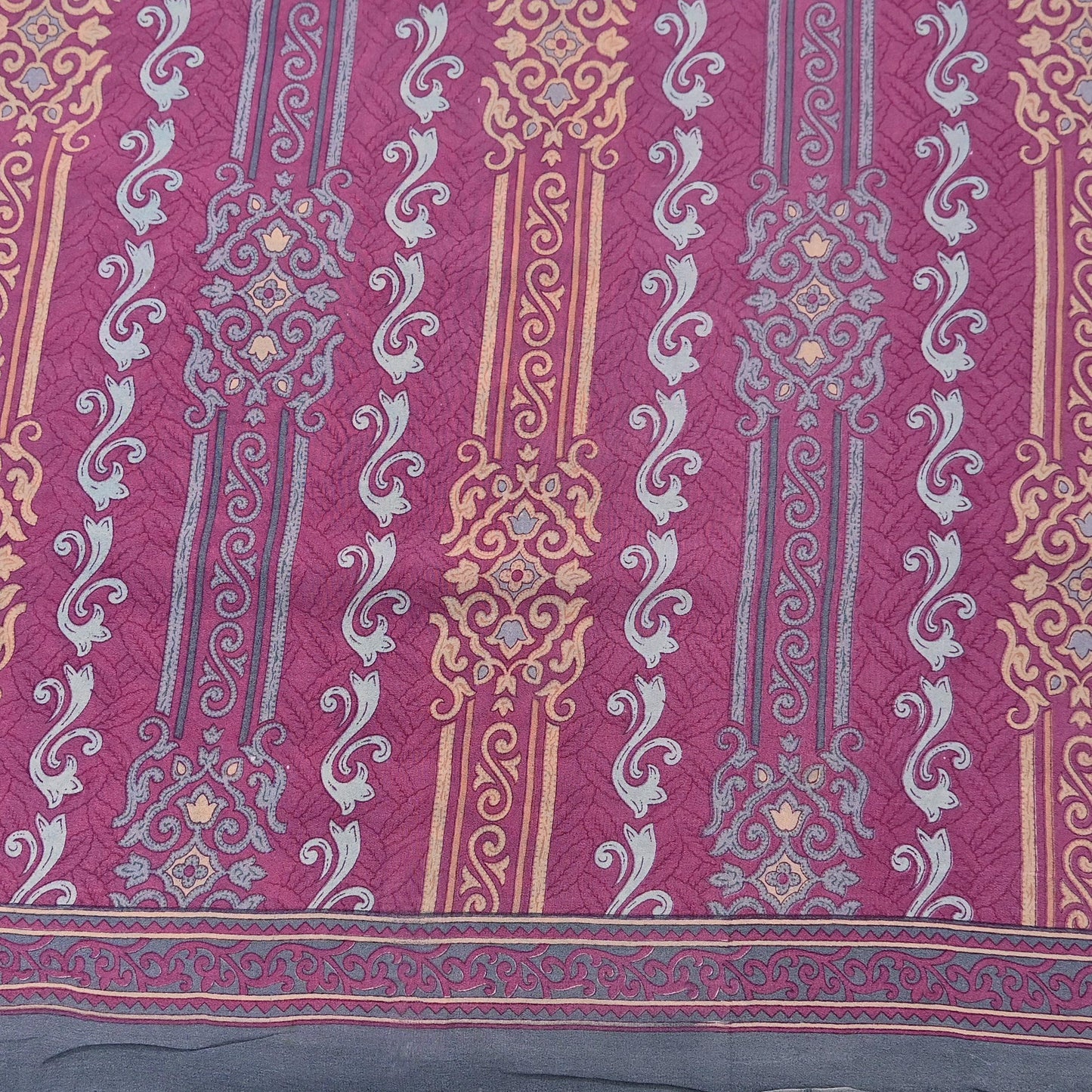 Indian Vintage Gray & pink Pure Crepe Silk Saree Floral Print 6 Yards Soft Sewing Fabric for Dressmaking, Quilting, Crafting Upcycling