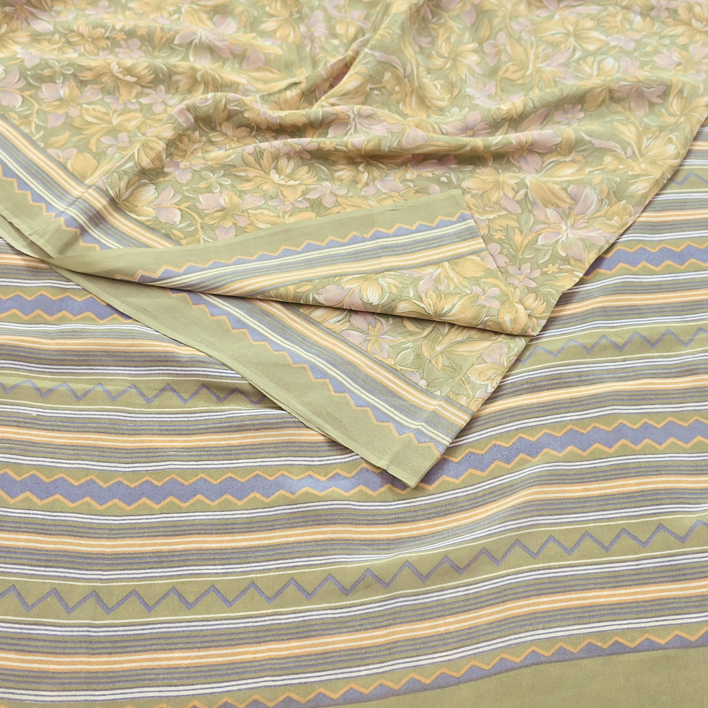 Indian Vintage Sari Green & yellow Pure Crepe Silk Printed Sarees 5yd Sewing Soft Craft Fabric Wrap Dress Making Crafting Quilting Upcycle