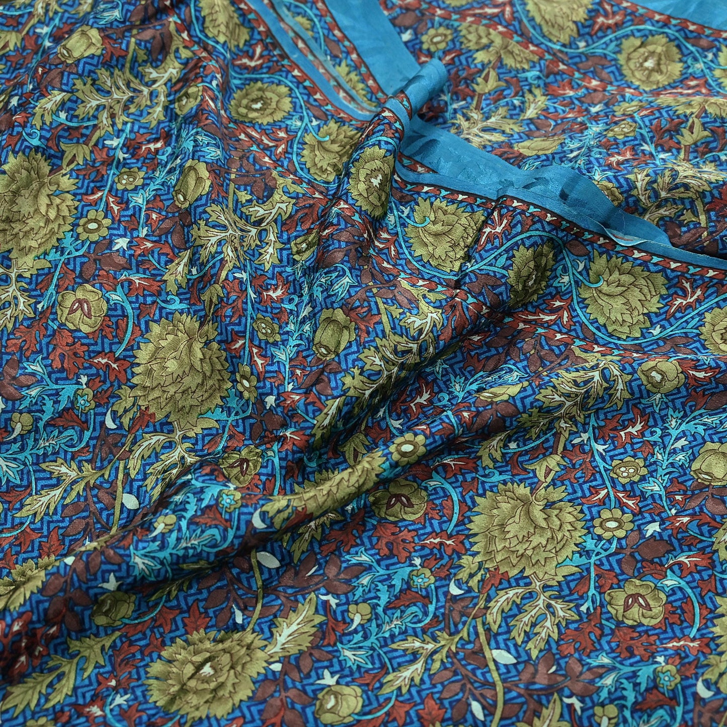 Indian Vintage Blue Pure Crepe Silk Saree Floral Print 5 Yards Soft Sewing Fabric for Dressmaking, Quilting, Crafting Upcycling