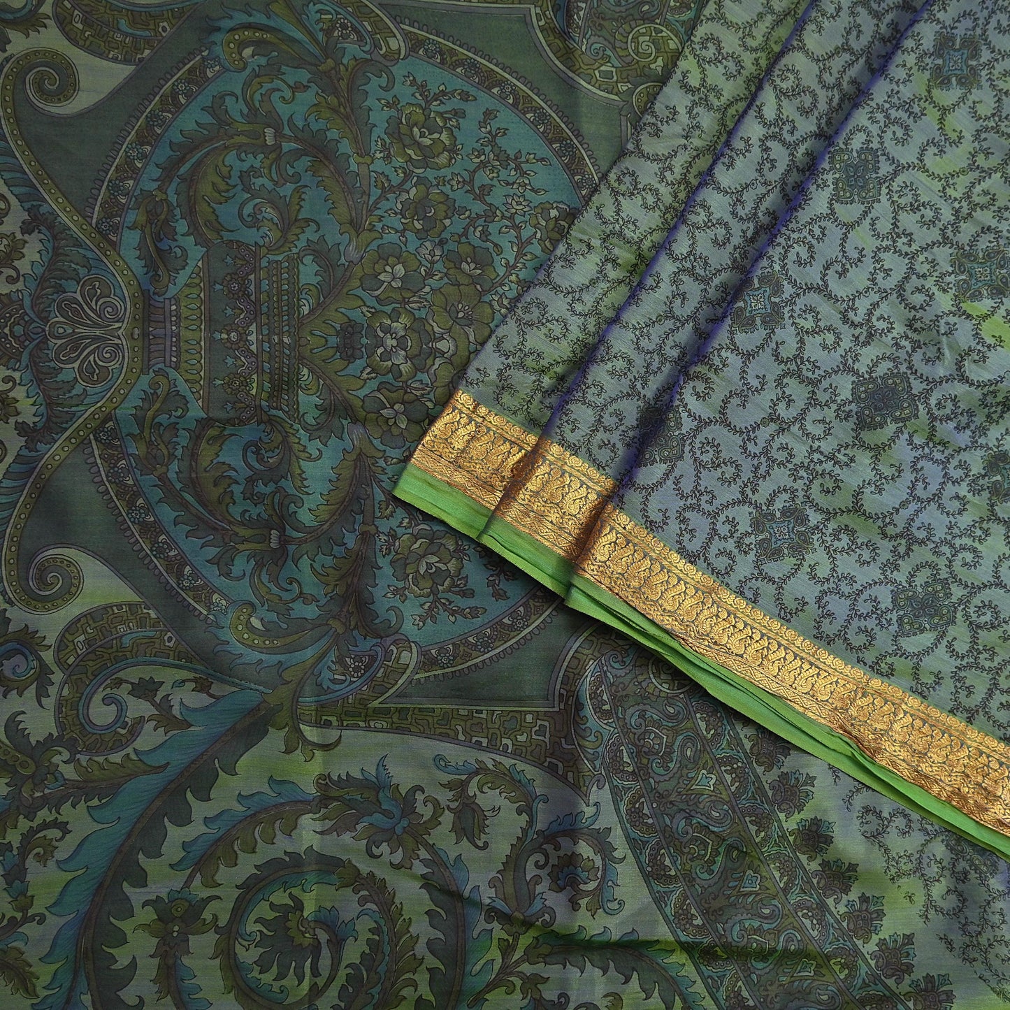 Vintage Green Pure Silk Saree Indian Printed Silk Fabric 5 Yards Boho Craft Material for Sewing, Quilting, Dressmaking, Upcycling