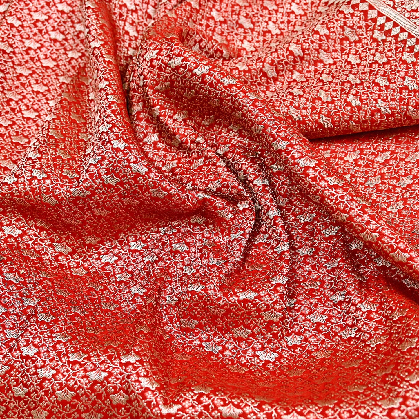 Indian Vintage Sari Hot Red Heavy Wedding Pure Satin Silk Woven Banarasi Brocade Saree Zari 5Yd Craft Fabric Ethnic Dress making Crafting