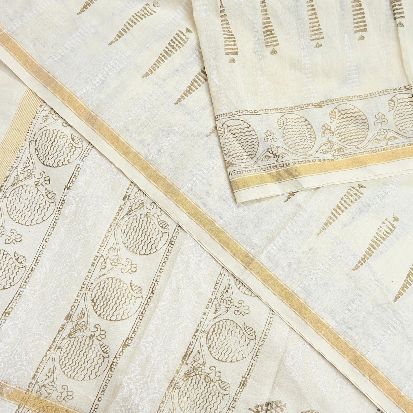 Indian Vintage Sari Ivory Block Painted Pure Cotton Saree Craft Fabric 5Yd Sewing Sarong Wrap Boho Floral Crafting Upcycle Quilting Zari