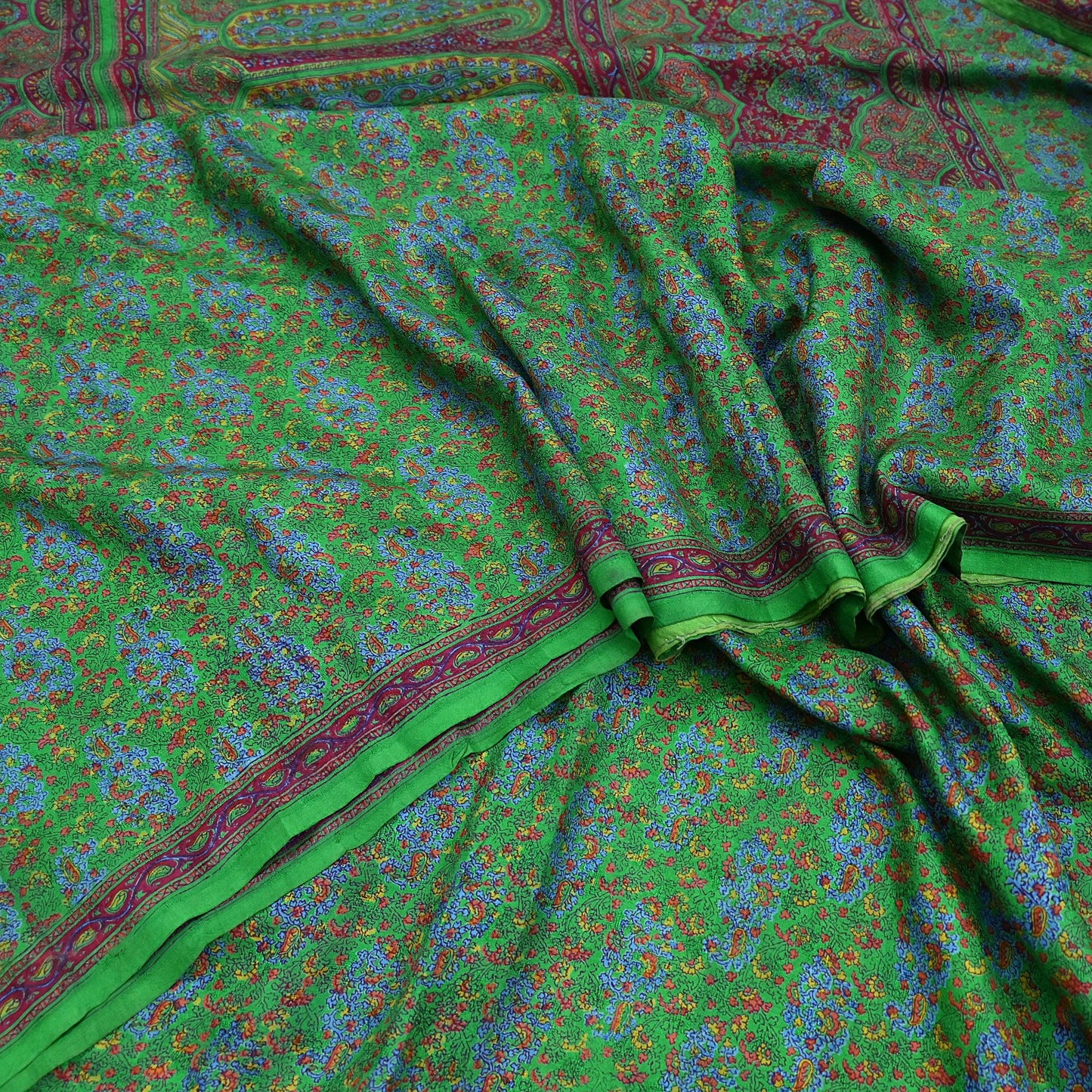 Indian Vintage Sari Green 100% Pure Silk Printed Saree Craft Fabric 6yd Sewing Dress Making Soft Wrap Quilting Crafting Upcycle