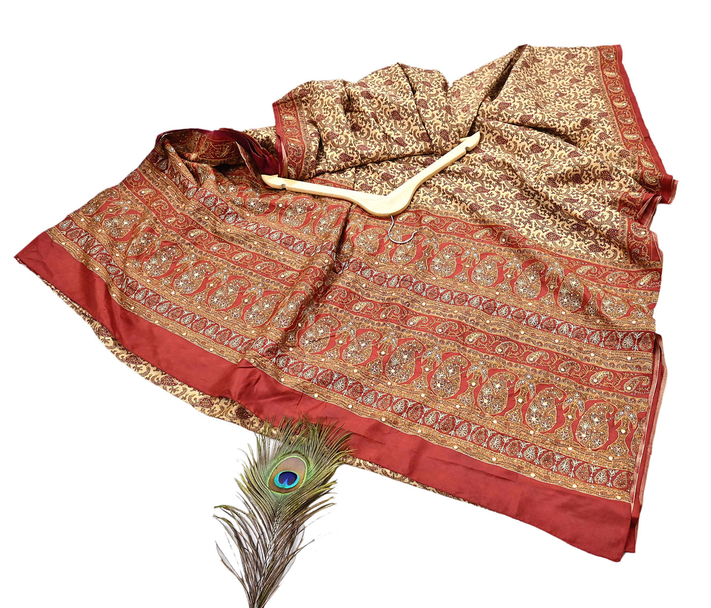 Indian Pre-Owned Sari Rusty & Beige Pure Crepe Silk Pre-owned Hand Embroidered Ritu Kumar Designer Sarees Fabric 5Yd Ethnic