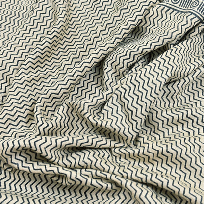 Indian Vintage Black & Ivory Saree Pure Woolen Woven Painted Sari Warm Craft Fabric 5Yd Border Dress making Crafting Designing