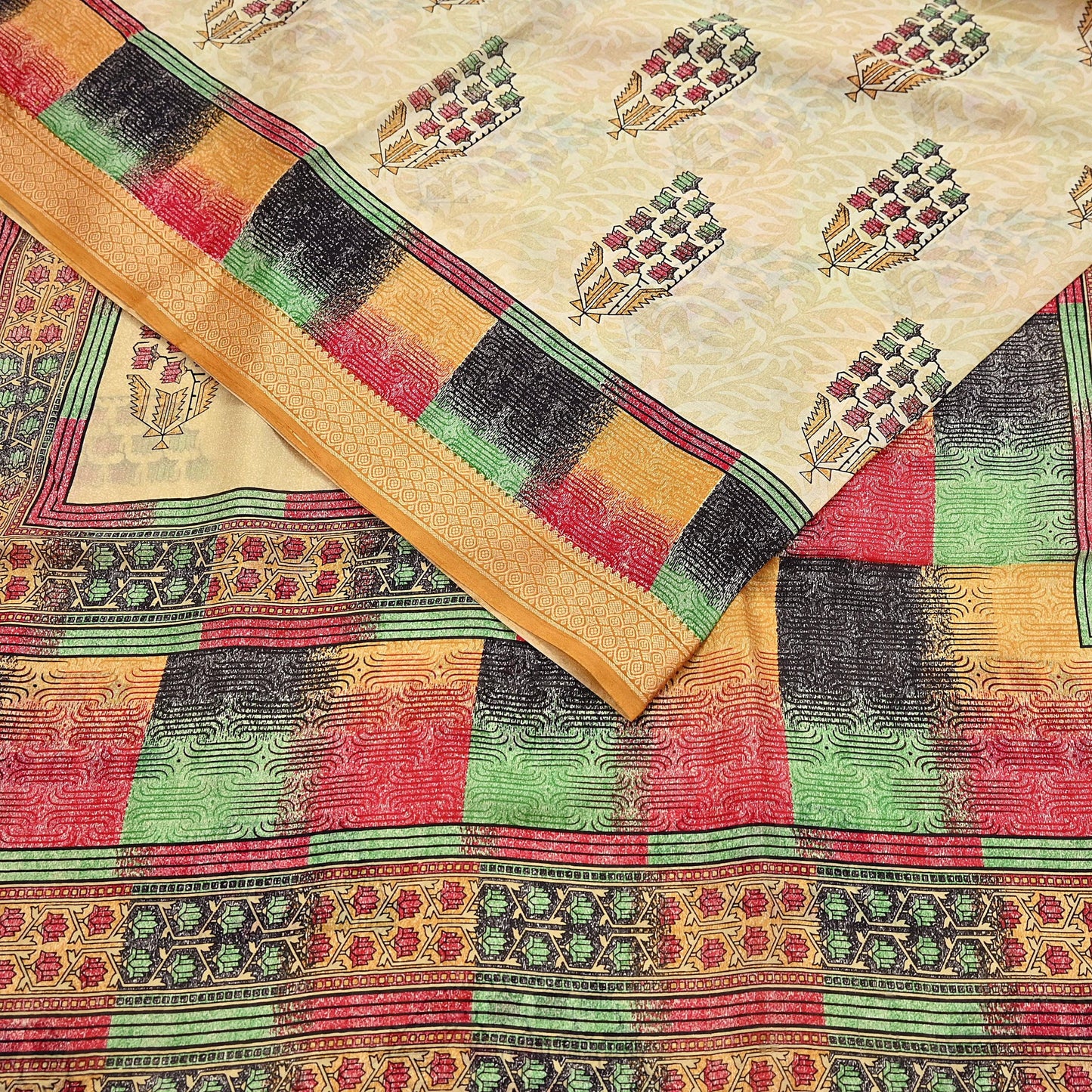 Vintage Sari Beige Pure Silk Printed Saree Fabric 5yard Sewing Soft Dress Designing for Crafting Quilting Upcycle Soft Border