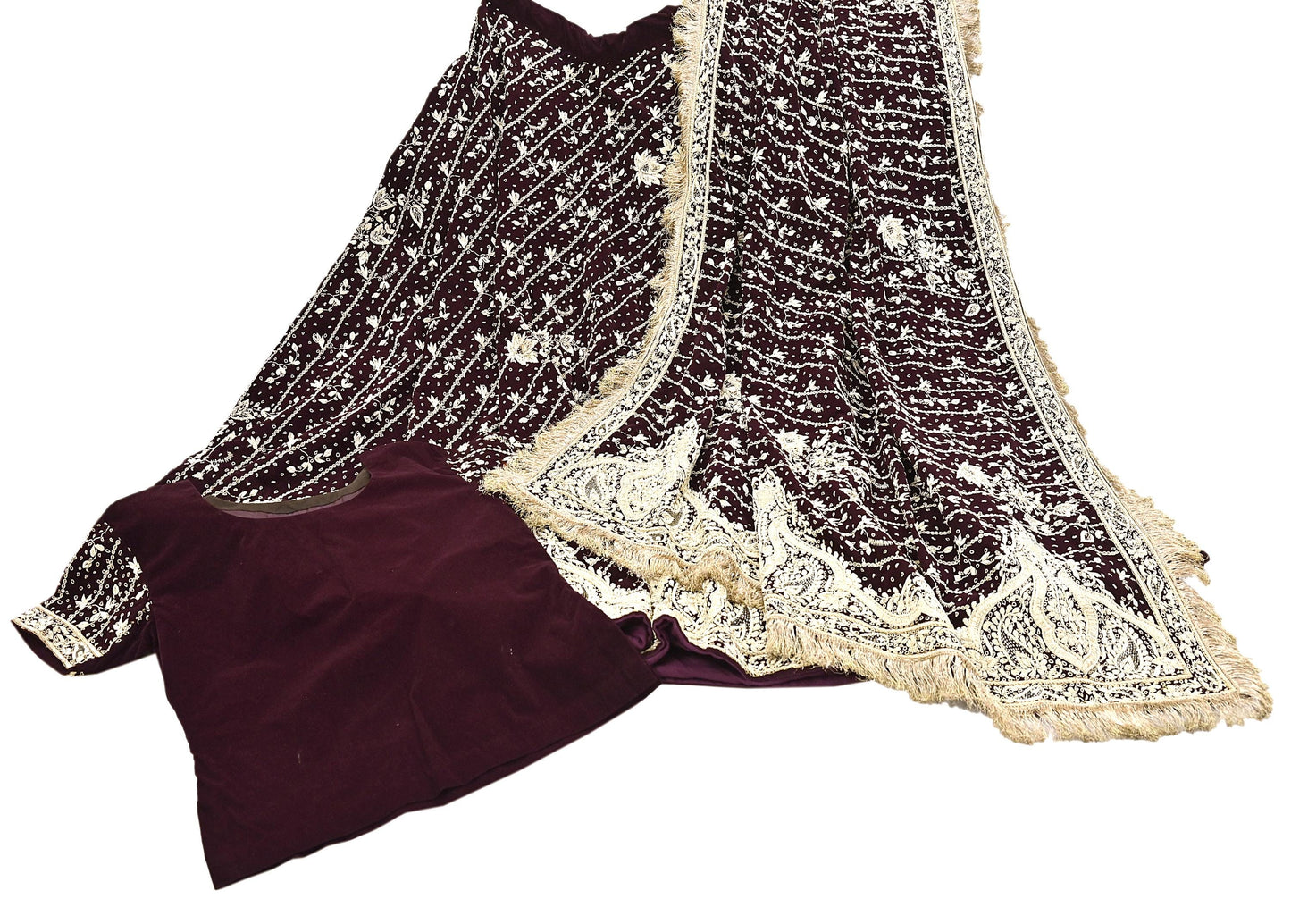Indian Heavy Wedding Maroon Velvet/Net Hand Embroidered Lehenga Set of 3pcs Bollywood style wedding wear