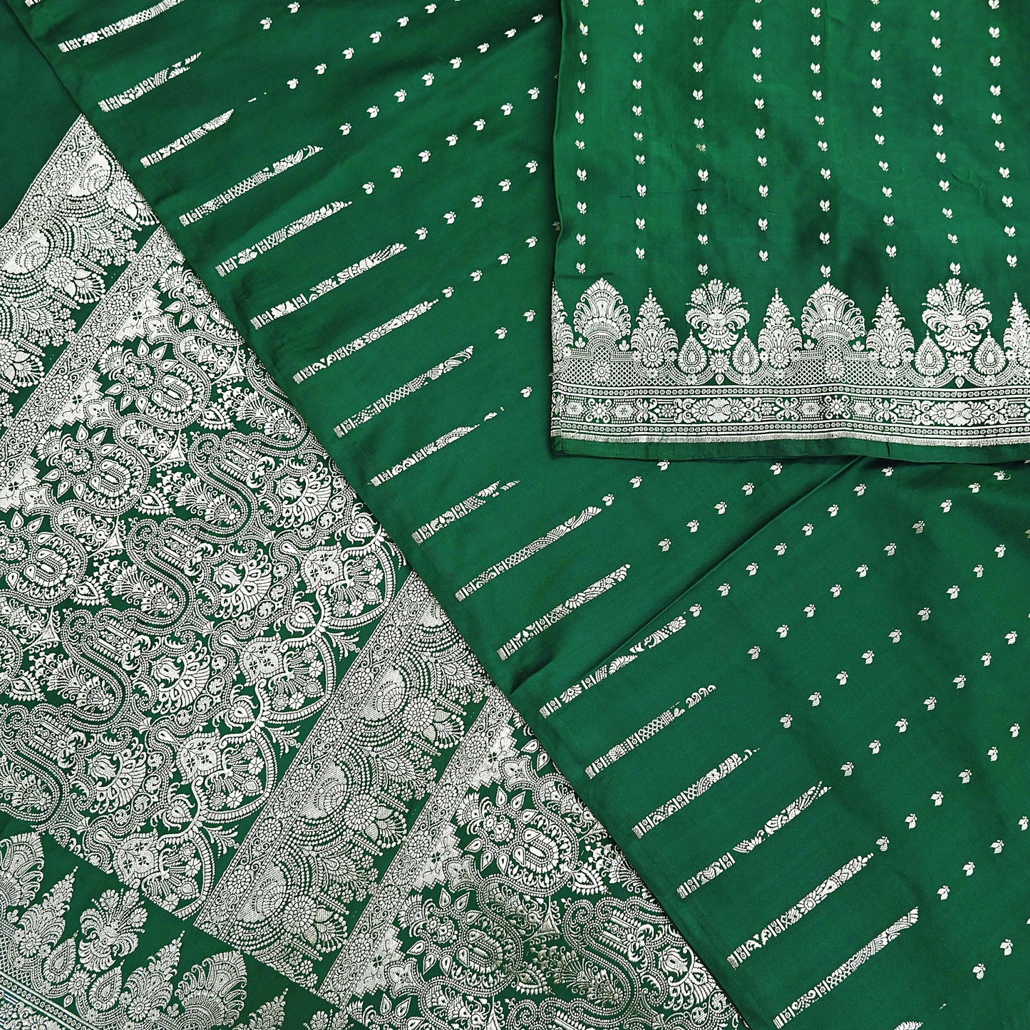 Indian Vintage Sari Bottle Green Heavy Wedding Pure Satin Silk Woven Banarasi Brocade Saree Zari 5Yd Craft Fabric Ethnic Dress making
