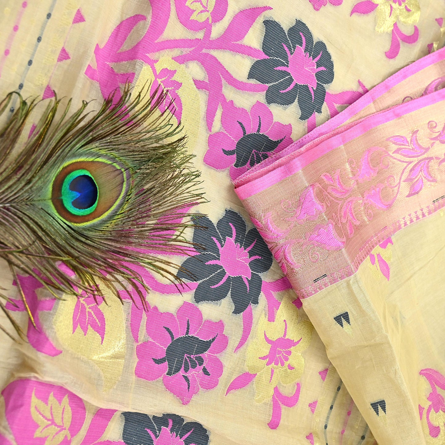 Indian Vintage Sari Beige Pure Cotton Hand Woven Sarees Craft Fabric 5yd Ethnic Floral Crafting Upcycle Quilting Dress Making Fringes