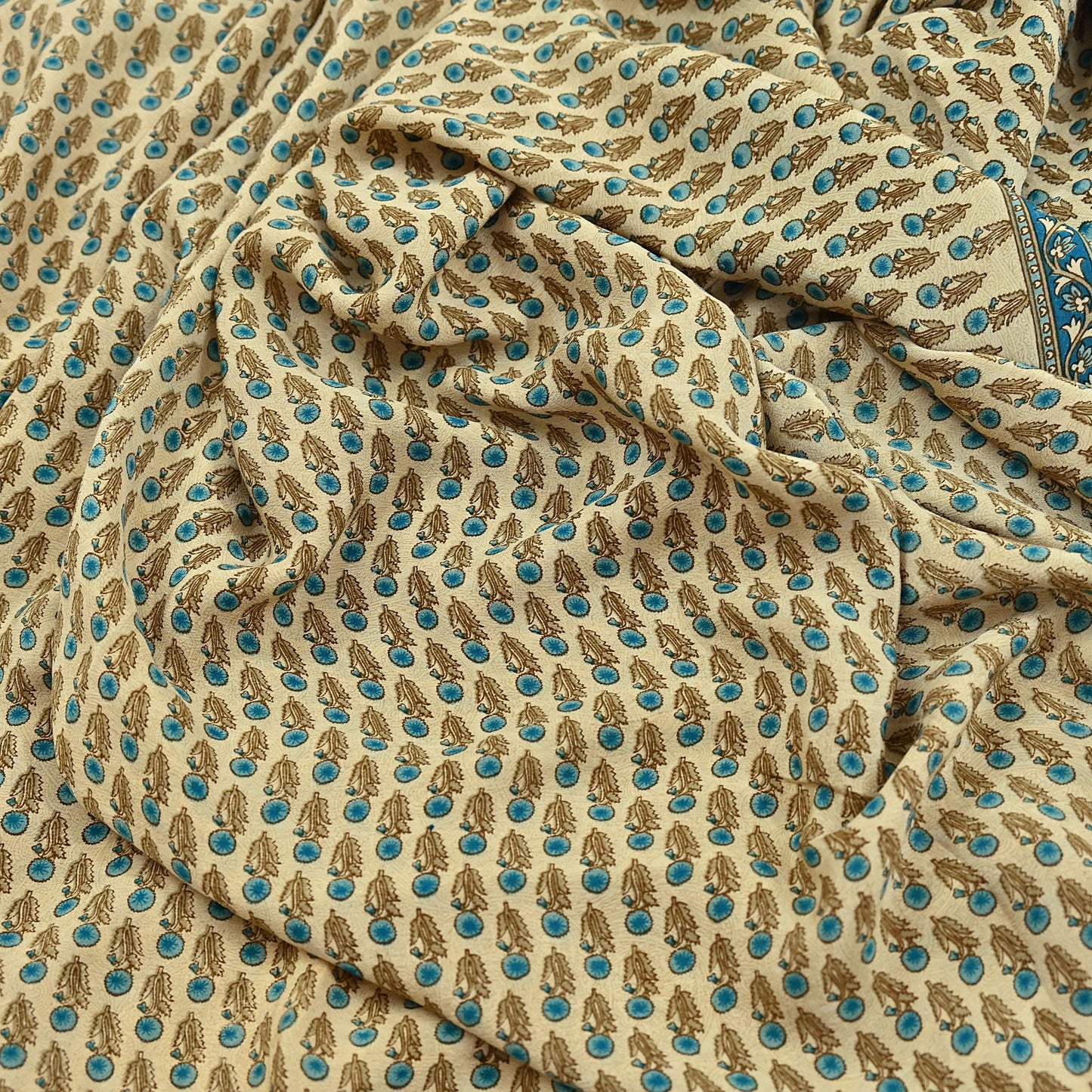 Indian Vintage blue & Beige Pure Crepe Silk Saree Floral Print 5 Yards Soft Sewing Fabric for Dressmaking, Quilting, Crafting Upcycling
