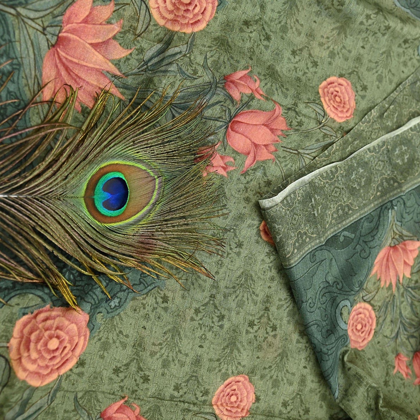 Indian Vintage Sari Green Blend Silk Woven Digital Printed Saree Craft Fabric 5yd Soft Dress Designing Crafting Quilting