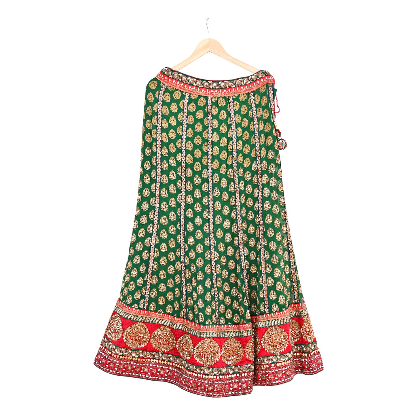 Indian Vintage Heavy Green Pure georgette Silk Hand Embroidered Lehenga/Skirt By Designer Sabyasachi Bridal Wear Dabka/ Zardozi