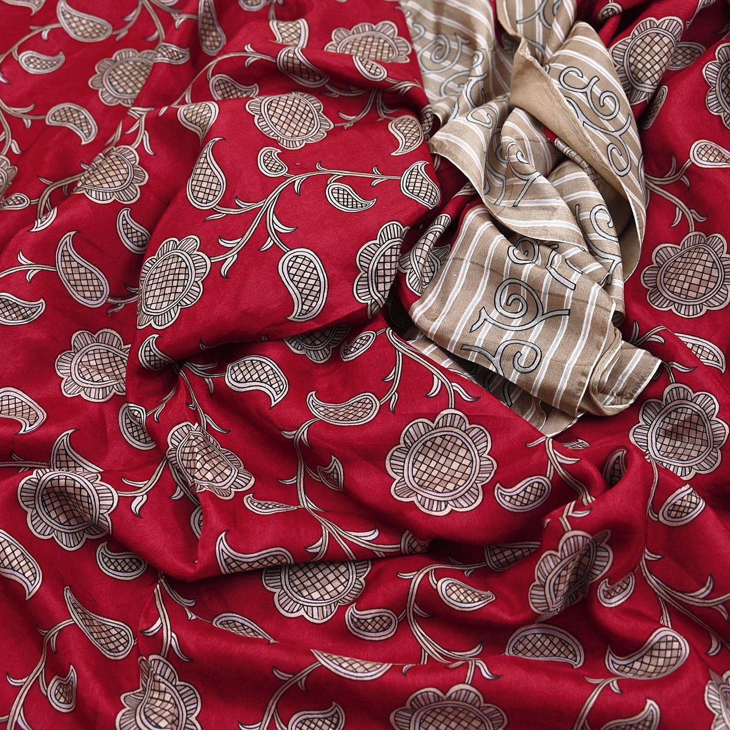 Indian Vintage Sari Red & Brown 100% Pure Silk Printed Sarees 6yd Craft Fabric Sewing Soft Dress Making Floral Quilting Crafting Upcycle