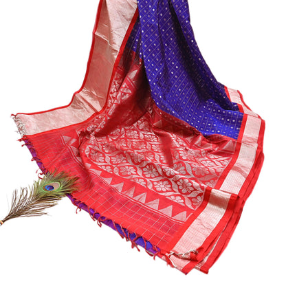 Indian Vintage Heavy Kanjivaram Saree 100% Pure Silk Sari Metallic Zari 5Yd Floral Crafting Dress making Ethnic Floral Fringes