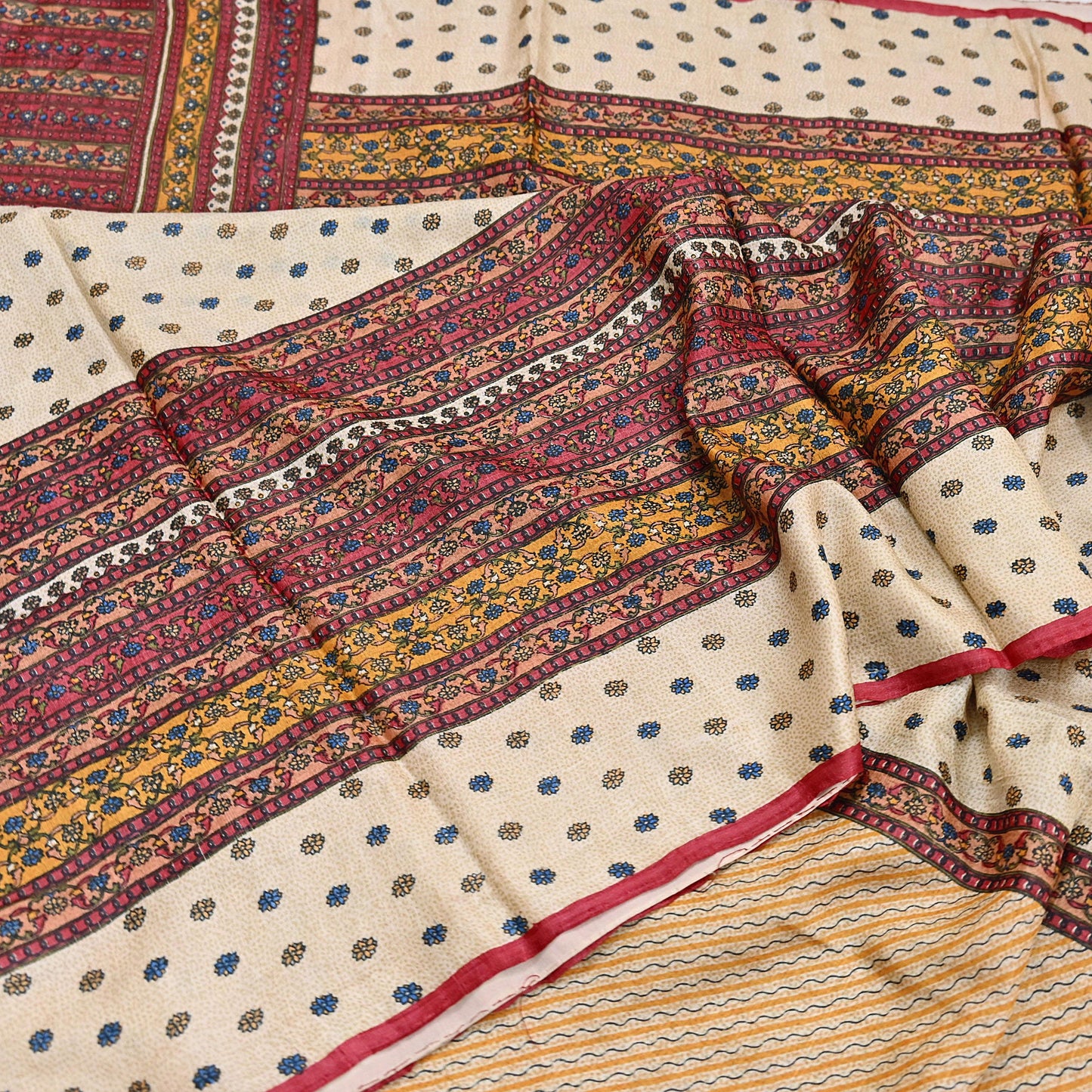 Indian Vintage Red & Beige Saree Pure Khadi Silk Handloom Printed Sari Fabric 6yd Ethnic Wear Sari Floral Designs Dress making Crafting