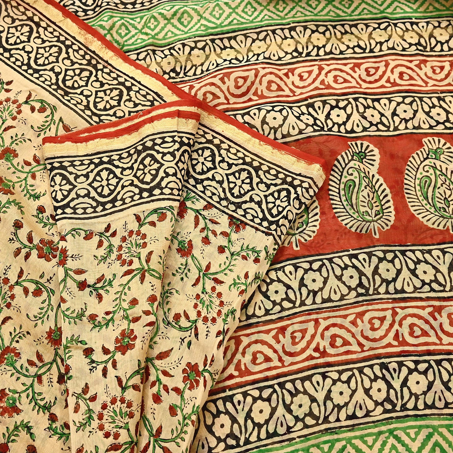 Indian Vintage Sari Beige & Black chanderi Silk Bagru Printed Saree 5Yd Fabric Floral Soft Zari Border Ethnic Upcycle Crafting Dress making